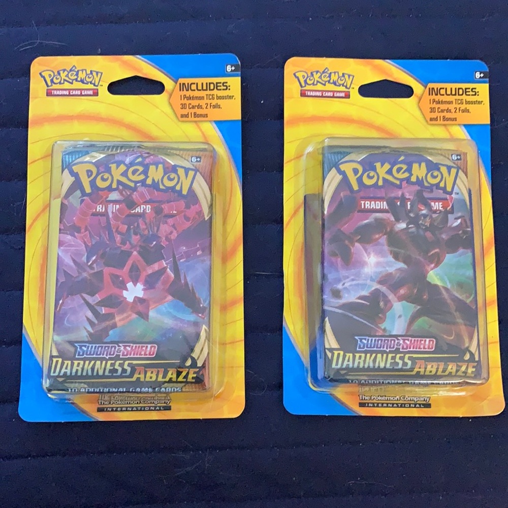 Pokémon Sword and Shield Darkness Ablaze trading cards 30 pack new on box